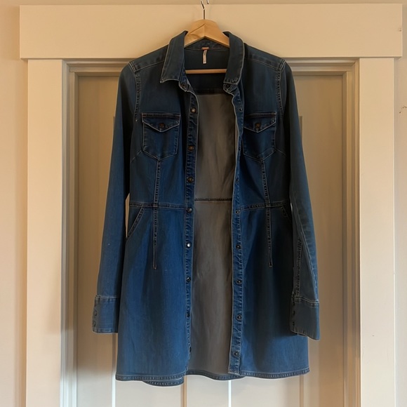 Free People Dynomite Medium Wash Long Sleeve Denim Dress - Picture 7 of 8
